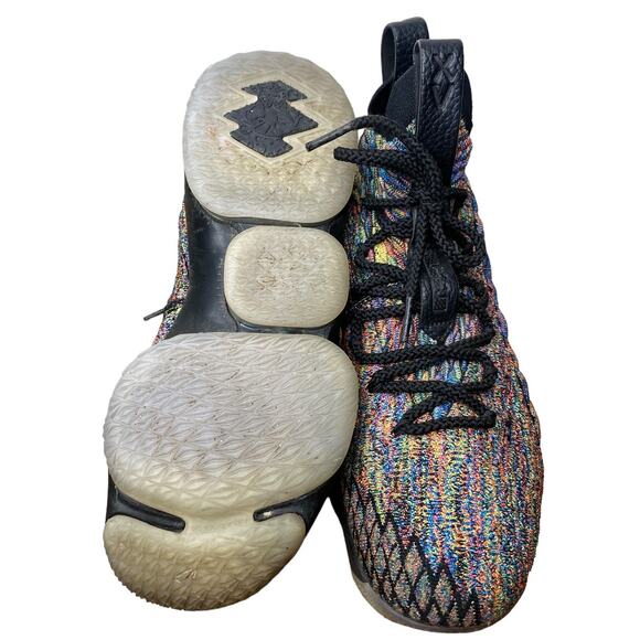 NIKE LEBRON 15 BASKETBALL SHOES YOUTH SIZE 5.5 FITS WOMEN'S SIZE 6 - Picture 13 of 14